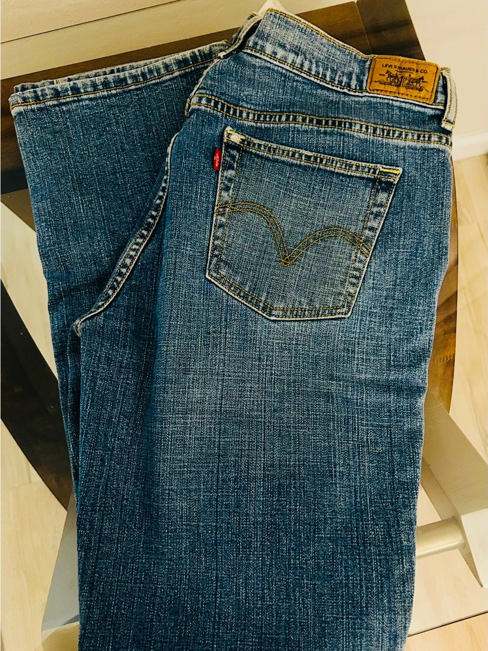 Levi's Blue Women's Straight-Leg Jeans with Red Tab